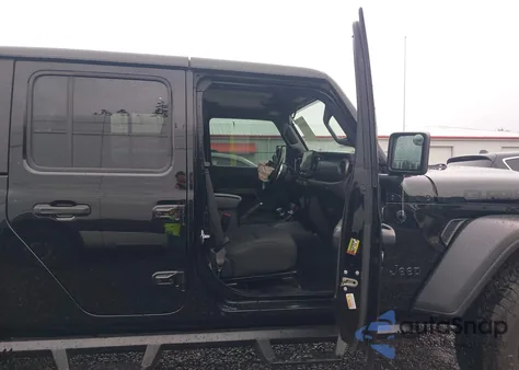 2020 Jeep Gladiator Sport S 4X4 z USA, uszkodzony, nr VIN 1C6HJTAG0LL137415